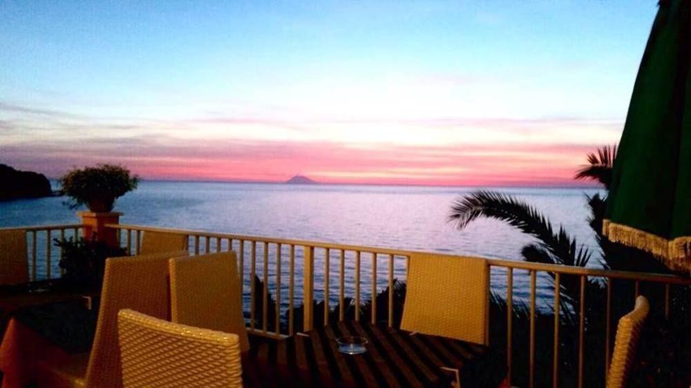 Hotel Terrazzo Sul Mare Тропеа Екстер'єр фото
