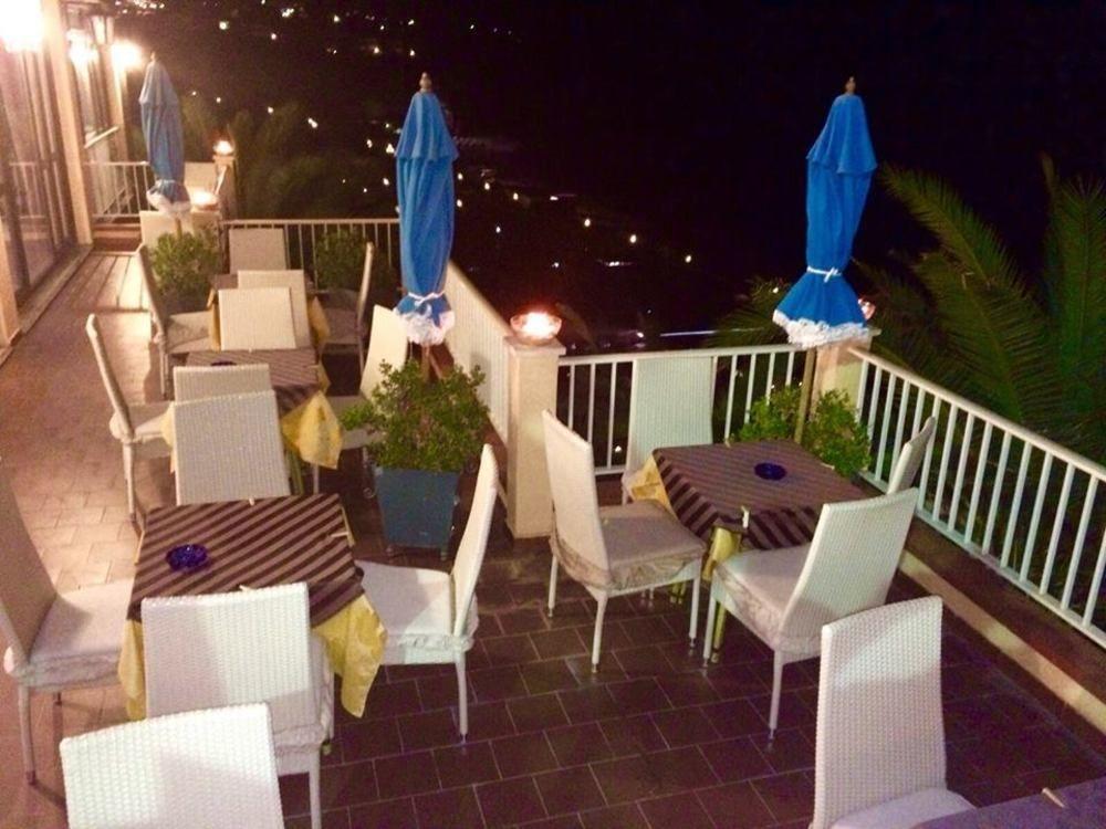 Hotel Terrazzo Sul Mare Тропеа Екстер'єр фото