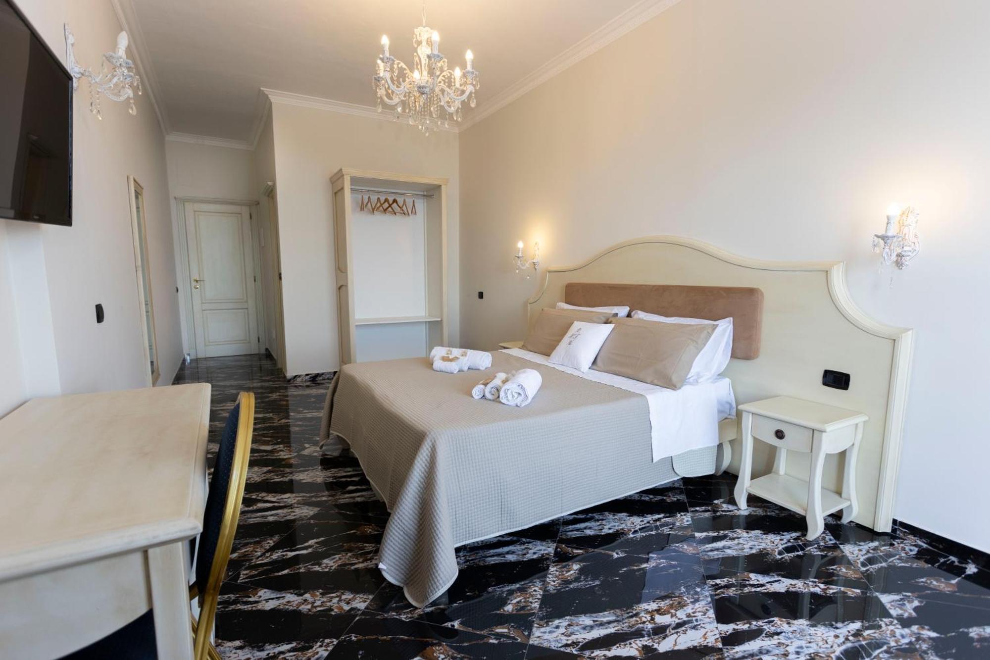 Hotel Terrazzo Sul Mare Тропеа Екстер'єр фото