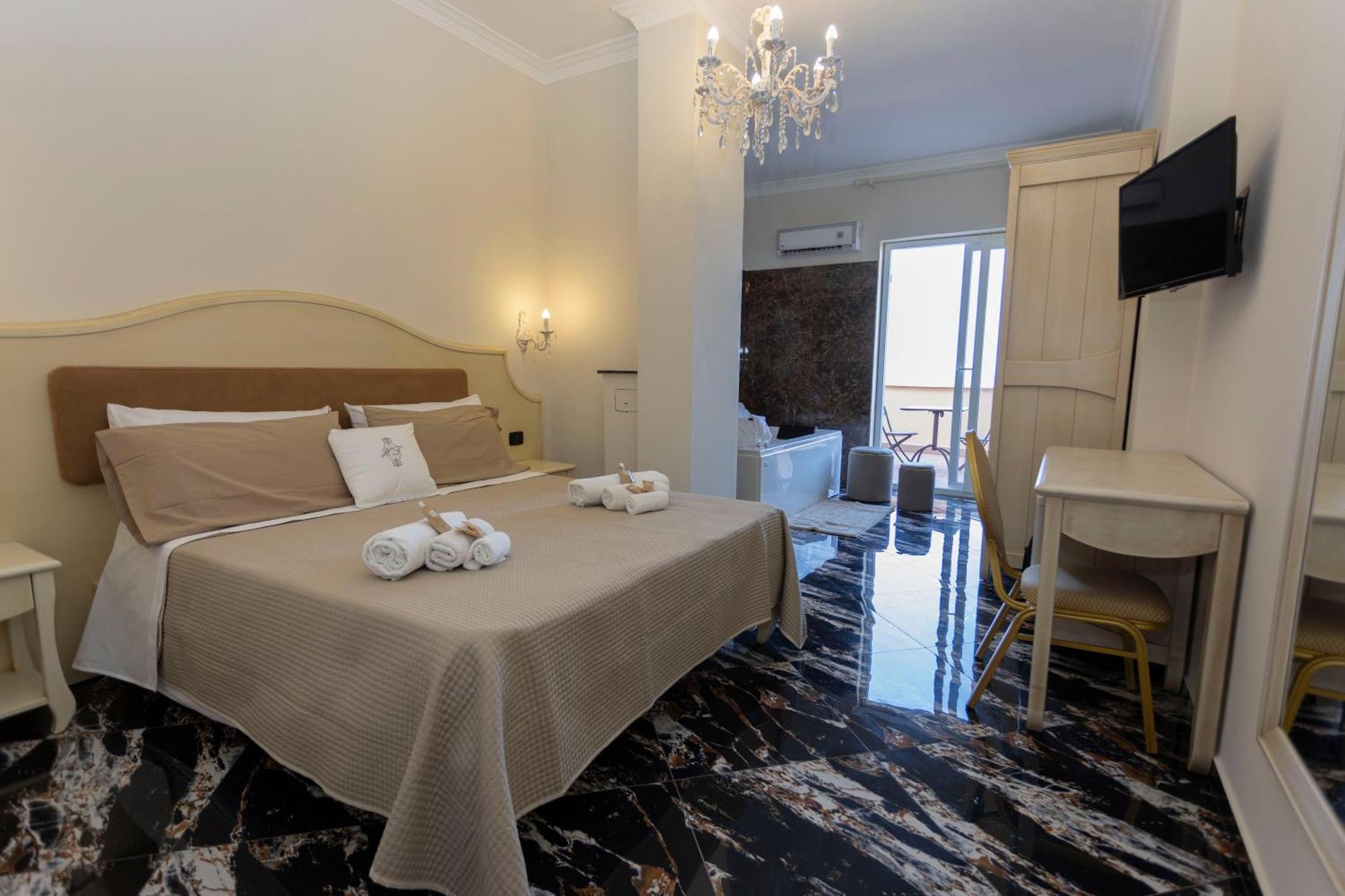 Hotel Terrazzo Sul Mare Тропеа Екстер'єр фото