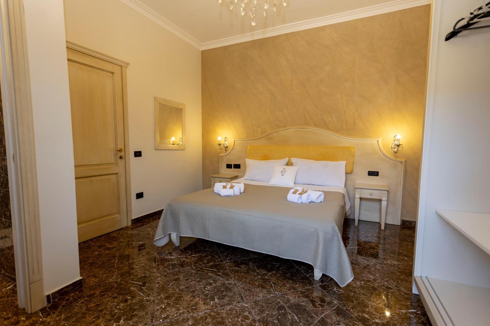 Hotel Terrazzo Sul Mare Тропеа Екстер'єр фото